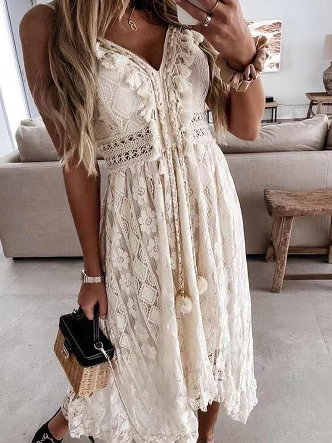 Fashion Lace V-Neck Dresses
