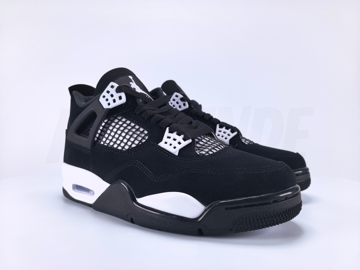 Jordan 4 Retro White Thunder - Aktrende