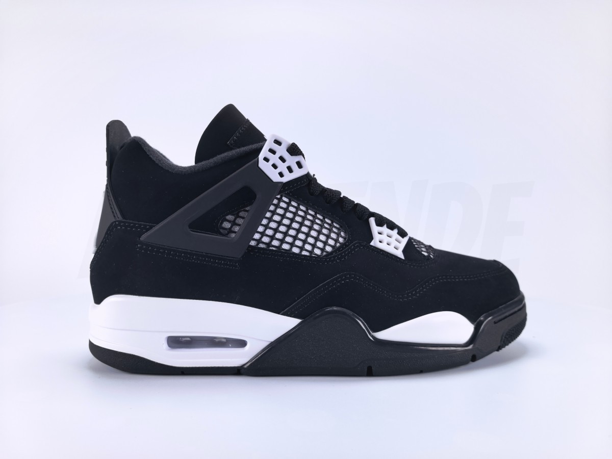 Jordan 4 Retro White Thunder - Aktrende