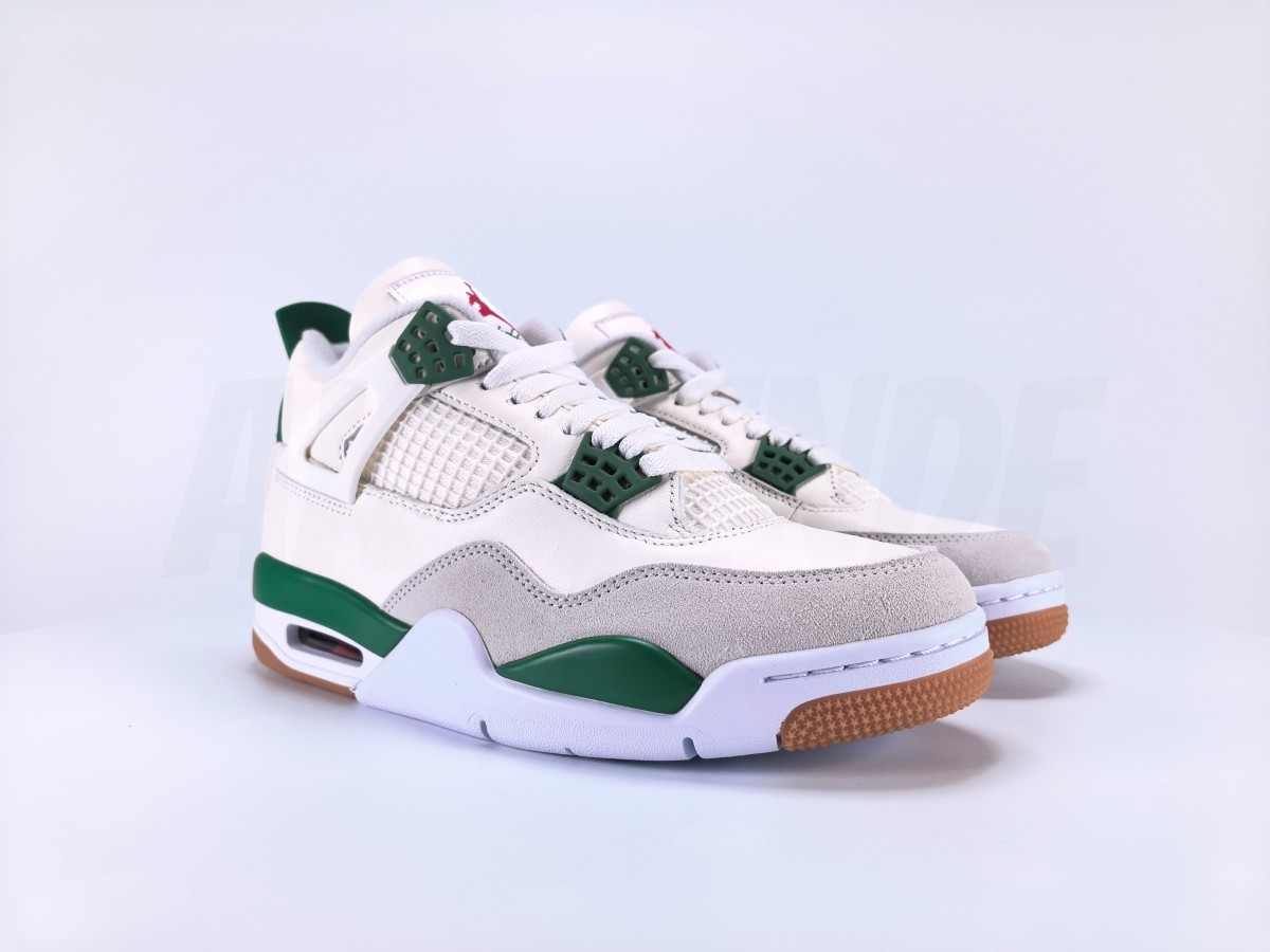 Jordan 4 Retro SB Pine Green - Aktrende
