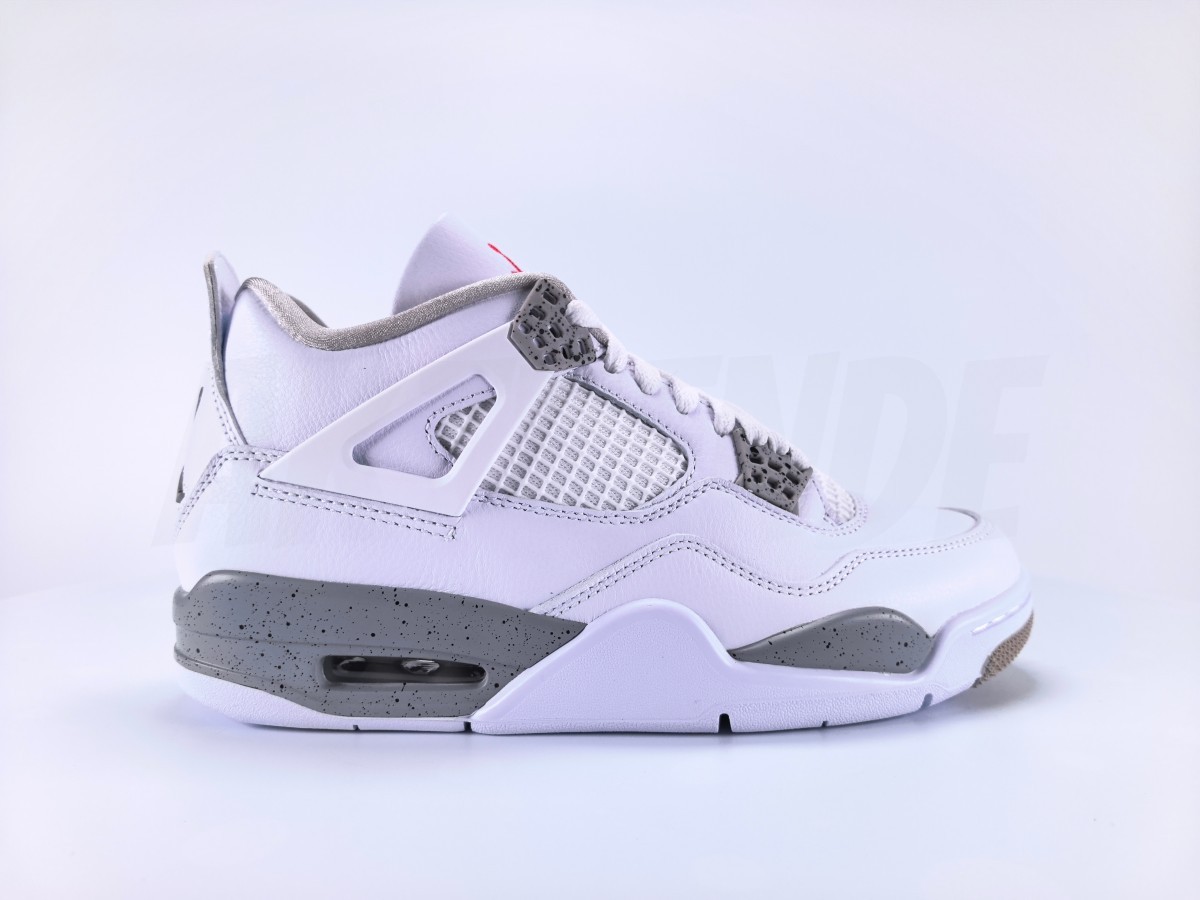 Jordan 4 Retro White Oreo (2021) - Aktrende