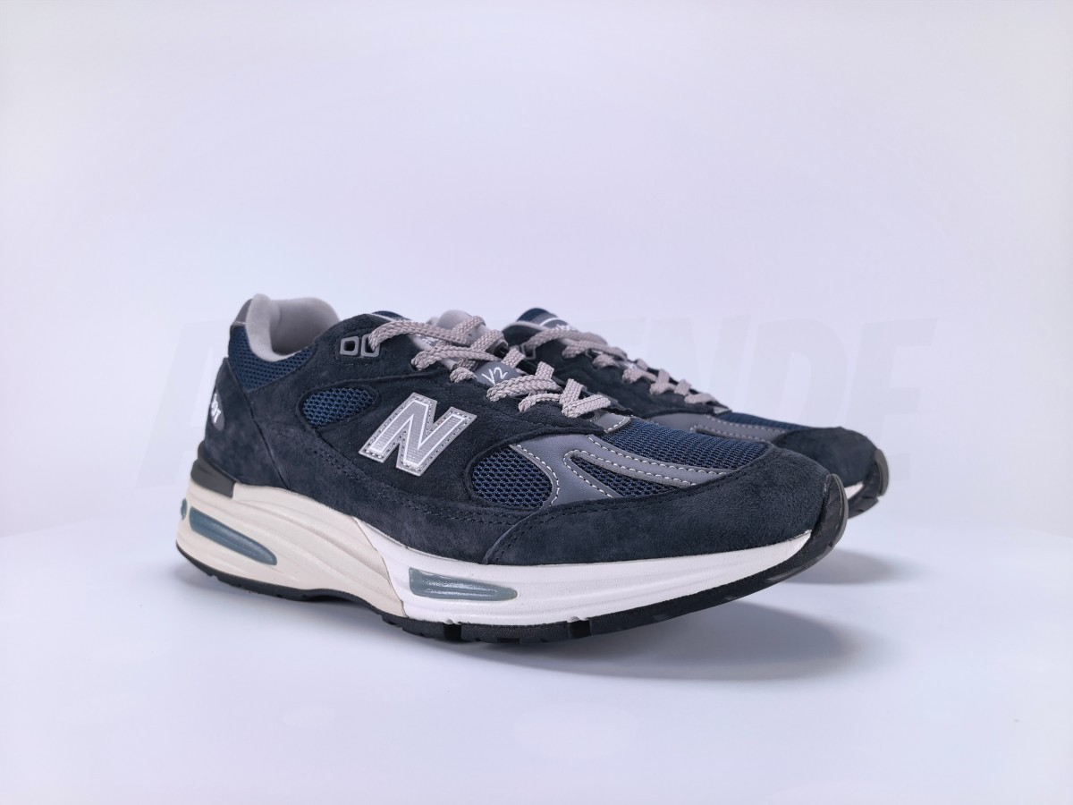 New Balance 991v2 MiUK Dark Navy - Aktrende