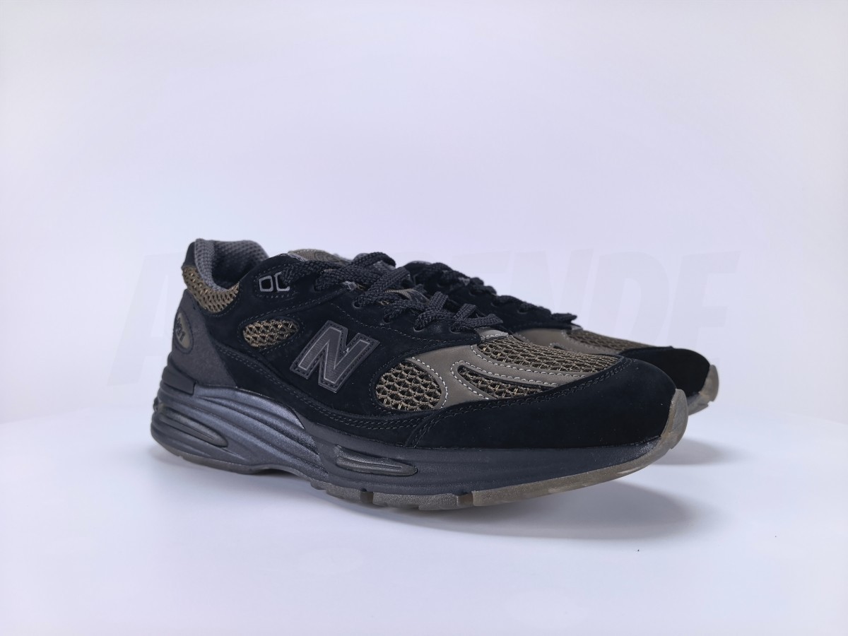 New Balance 991v2 MiUK Stone Island Black - Aktrende