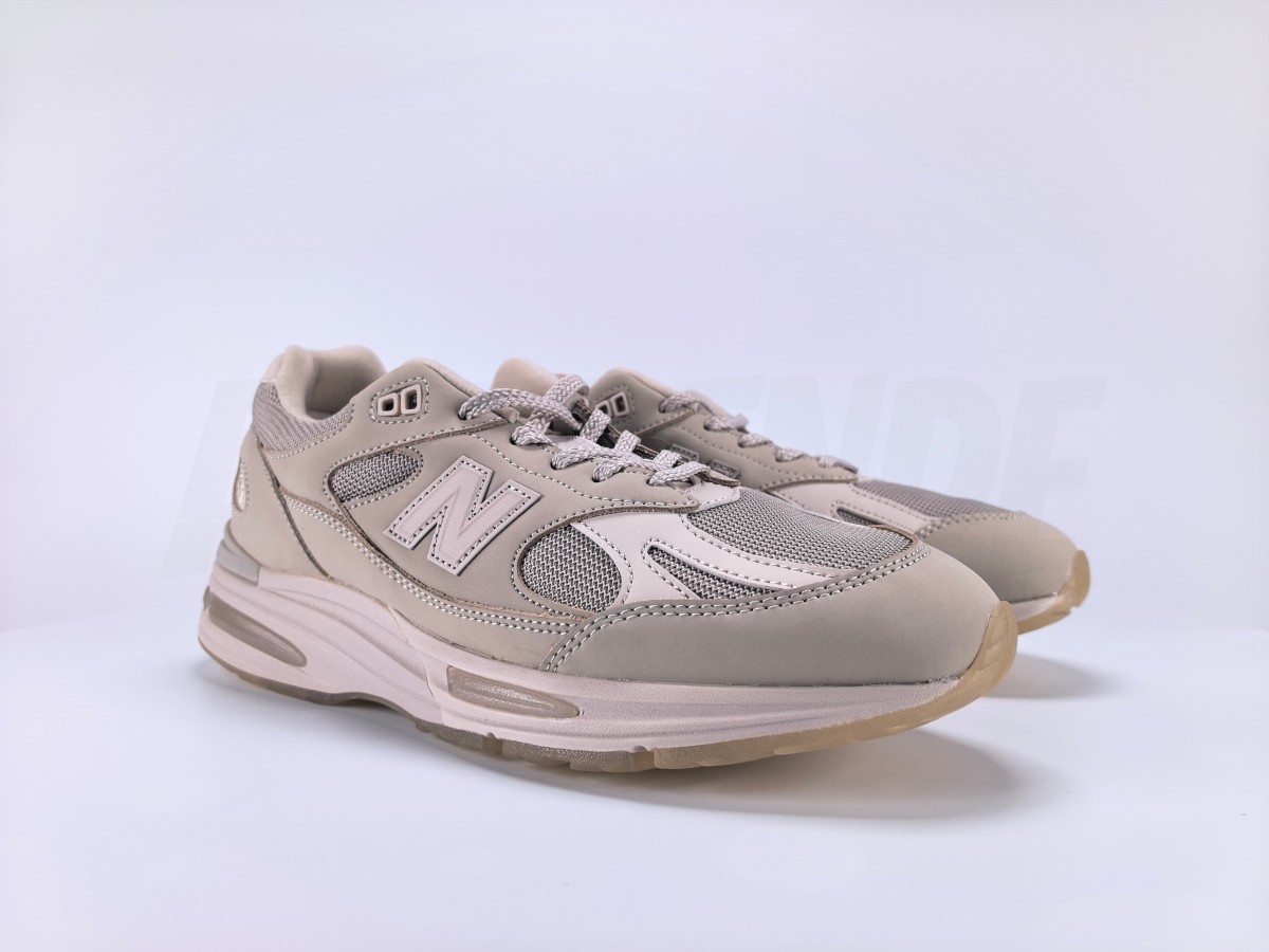 New Balance 991v2 MiUK Stone Island Ghost Pack Sand - Aktrende