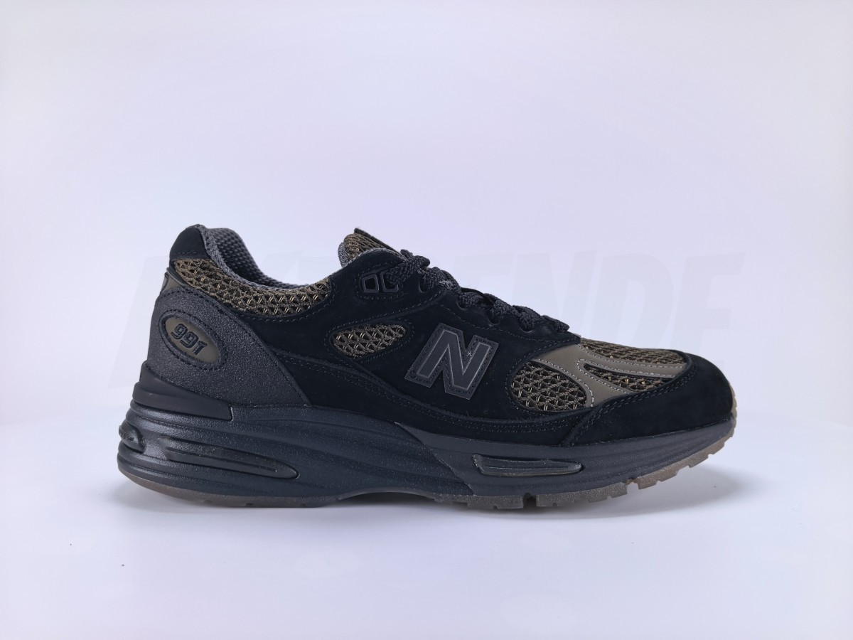 New Balance 991v2 MiUK Stone Island Black - Aktrende