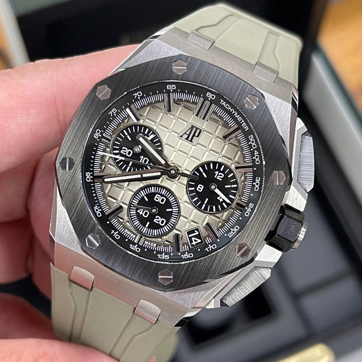 ROYAL OAK OFFSHORE SELFWINDING CHRONOGRAPH Ref. 26420SO.OO.A600CA.01(AAAAA version)