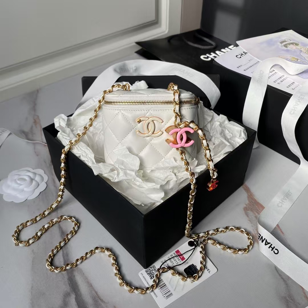 Chanel AP3941 Mini Vanity Case Lambskin Enamel & Gold-Tone Metal White
