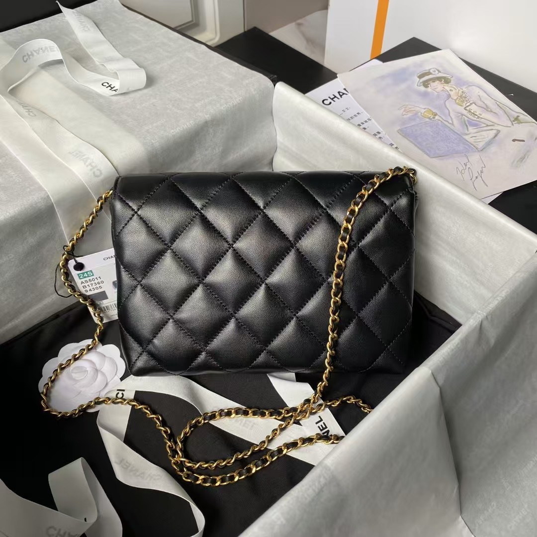 Chanel AS5011 Flap bag Shiny Lambskin Imitation Pearls & Gold-Tone Metal Black