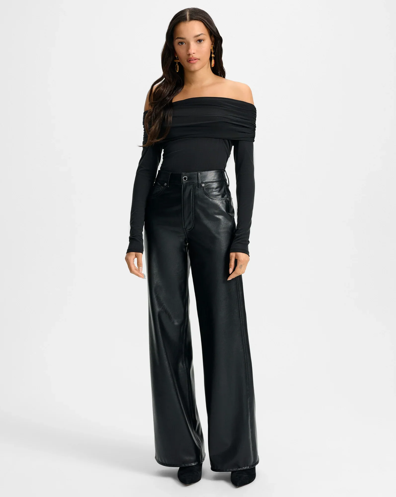 Chaiya Off-the-Shoulder Top