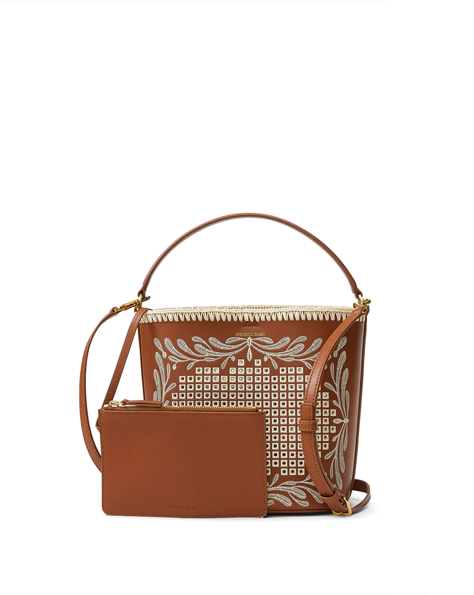 Eyelet Whipstitch Feedbag 