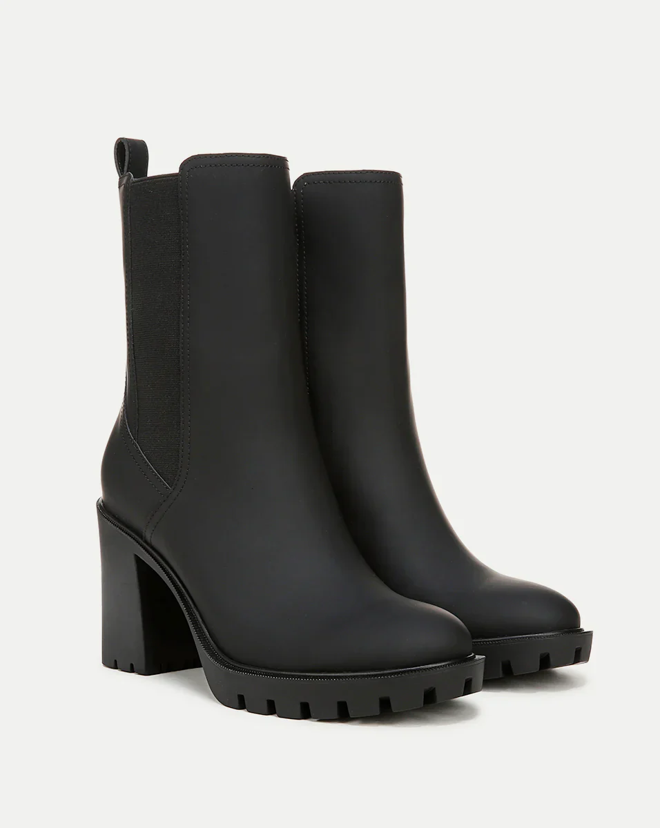 Riley Chelsea Bootie