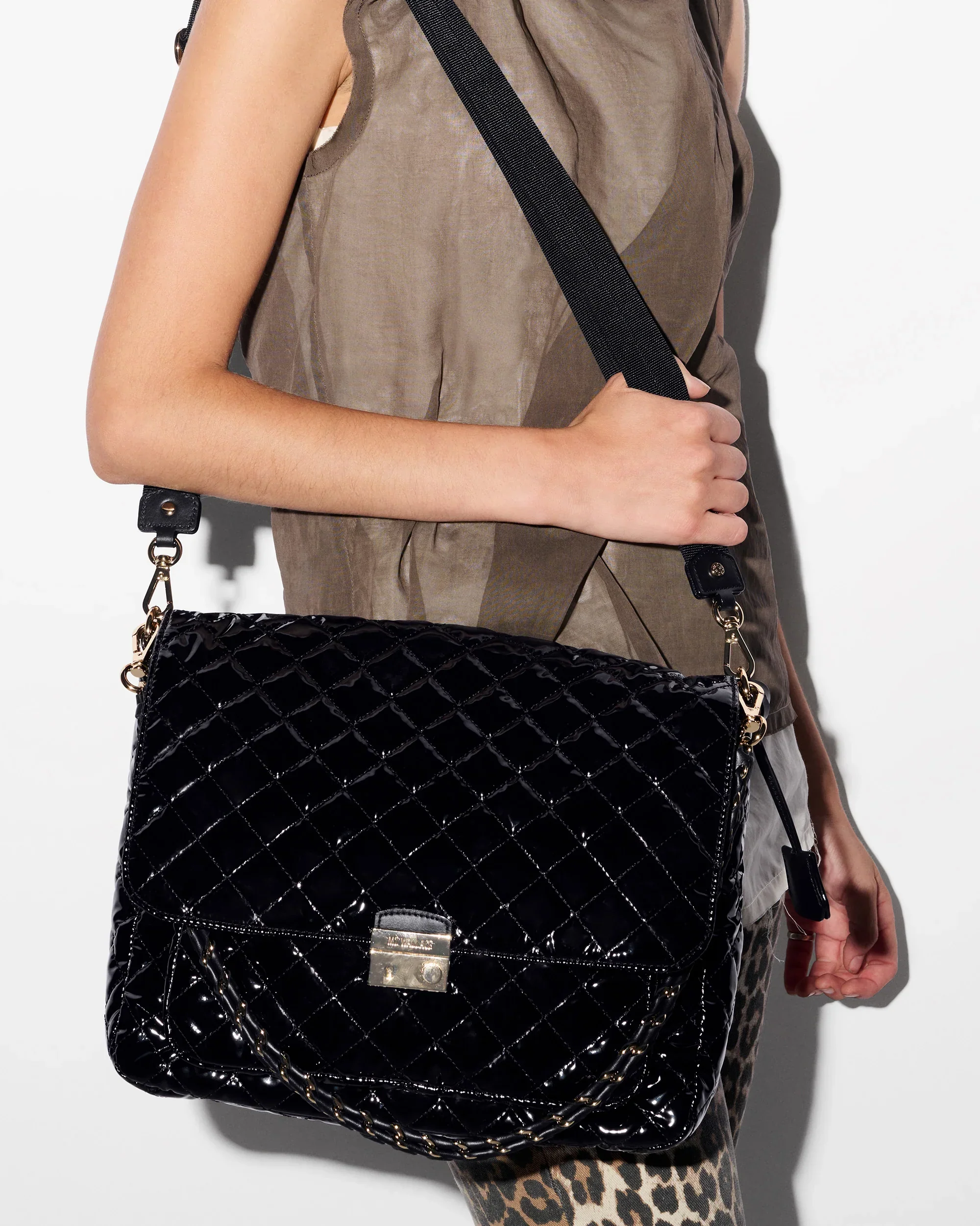 Black Lacquer Large Crosby Lock Crossbody