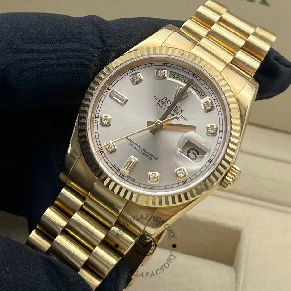 Rolex Day-Date 118238 Silver dial with diamonds