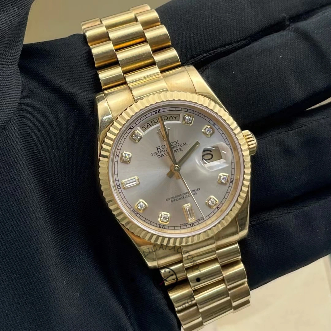 Rolex Day-Date 118238 Silver dial with diamonds