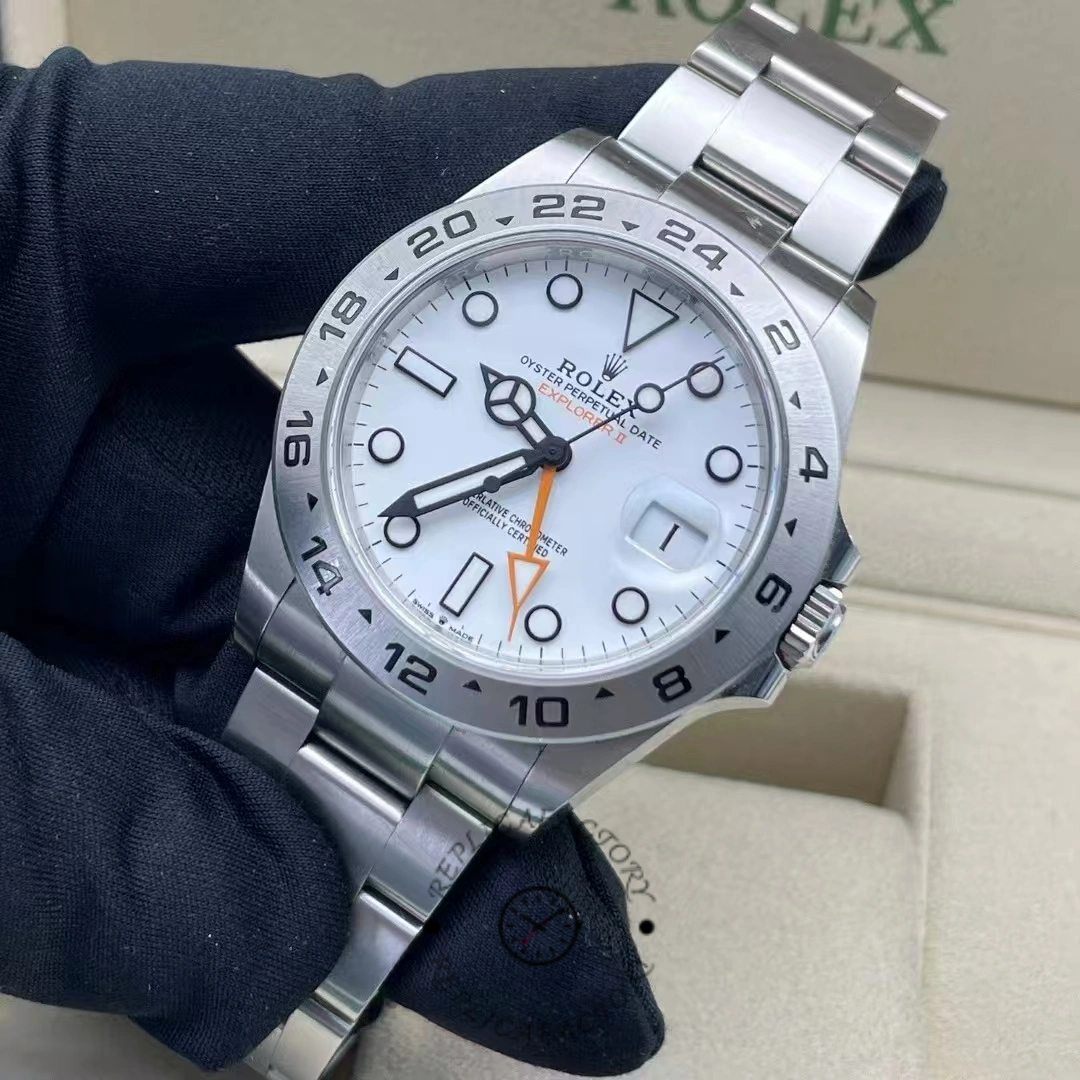 Rolex Explorer II m226570 0001