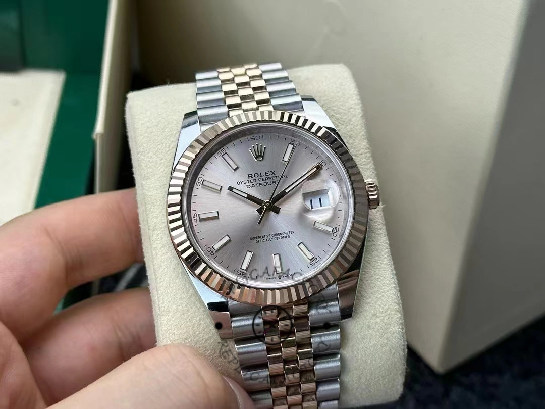 Rolex Datejust 41 mm, two-tone rose gold Jubilee strap, dial with Sundust indices 126331 0010