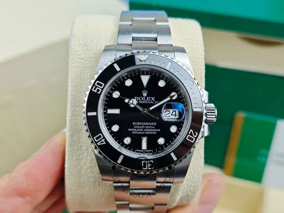 Front view of the Rolex Submariner Date 126610LN 41 mm Oystersteel with black dial and automatic.