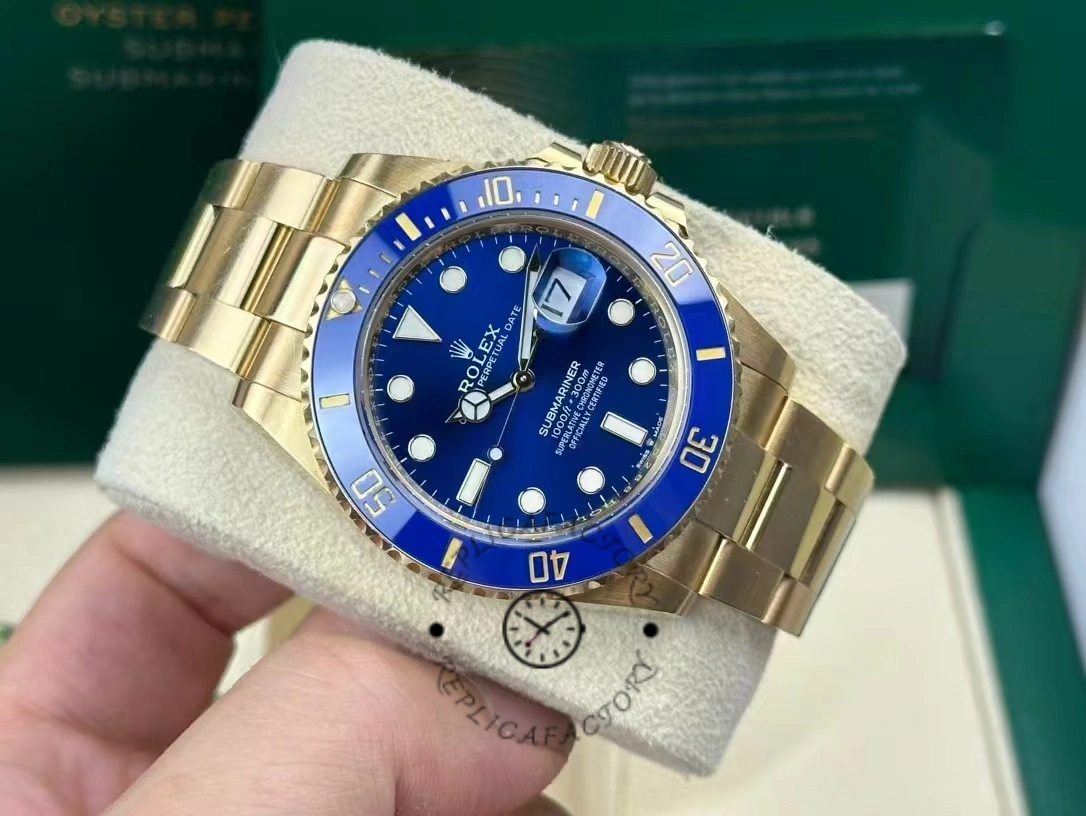 Rolex Submariner 126618LB