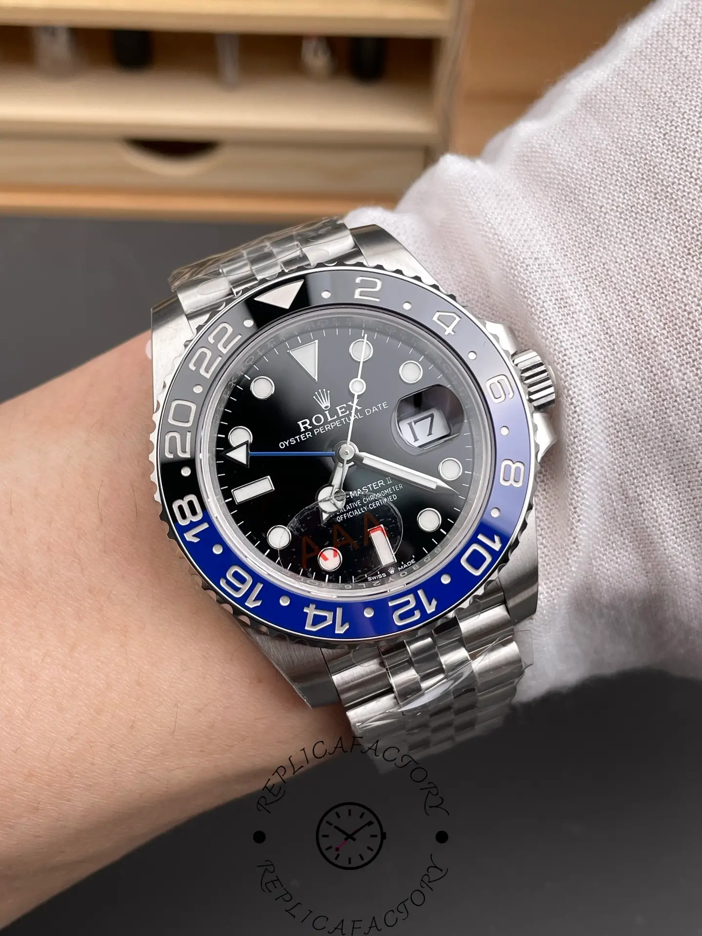 Rolex GMT-Master II 126710BLNR Batman Clean Factory Super Clone with blue black ceramic bezel and Jubilee bracelet
